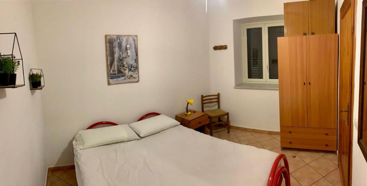 Appartamento Al Centro Di Ustica 乌斯蒂卡 外观 照片