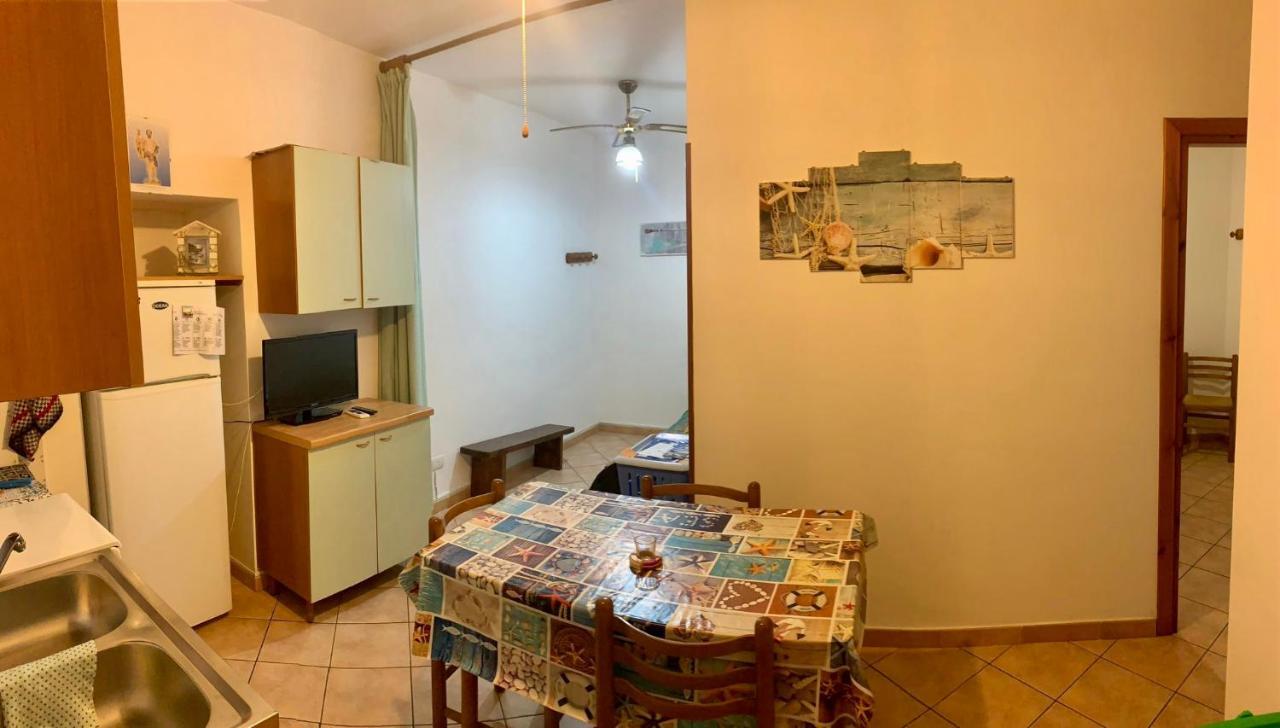 Appartamento Al Centro Di Ustica 乌斯蒂卡 外观 照片