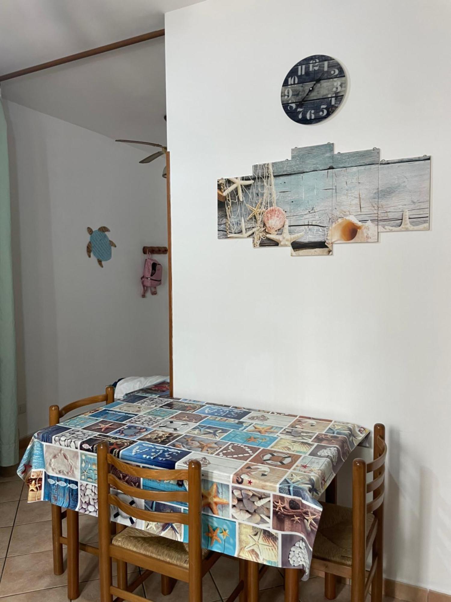Appartamento Al Centro Di Ustica 乌斯蒂卡 外观 照片